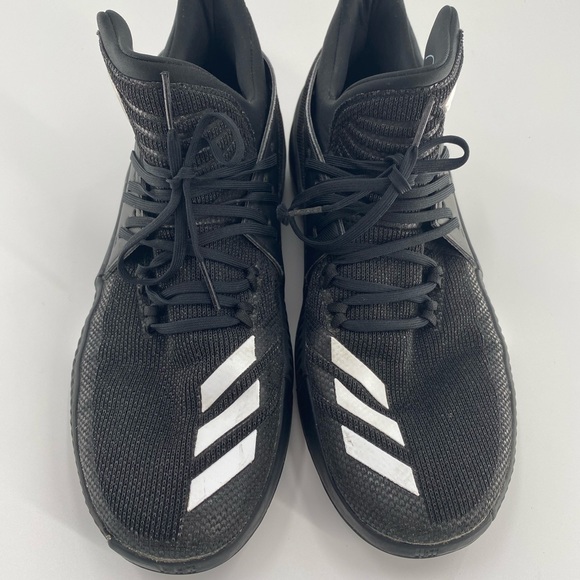 adidas wearing the letter o price